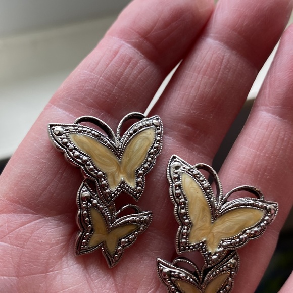 Avon Butterflies - Picture 3 of 7